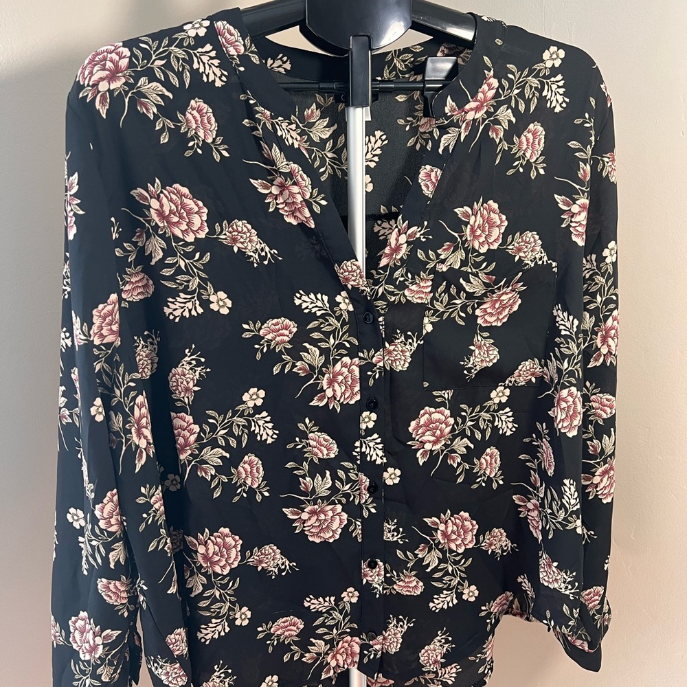Simply Emma Black Floral Blouse